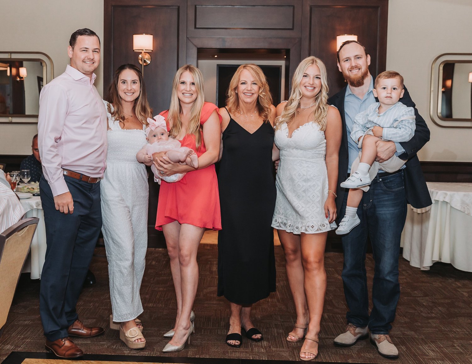 Family photograph 12 from Yensy Marquez Photography.