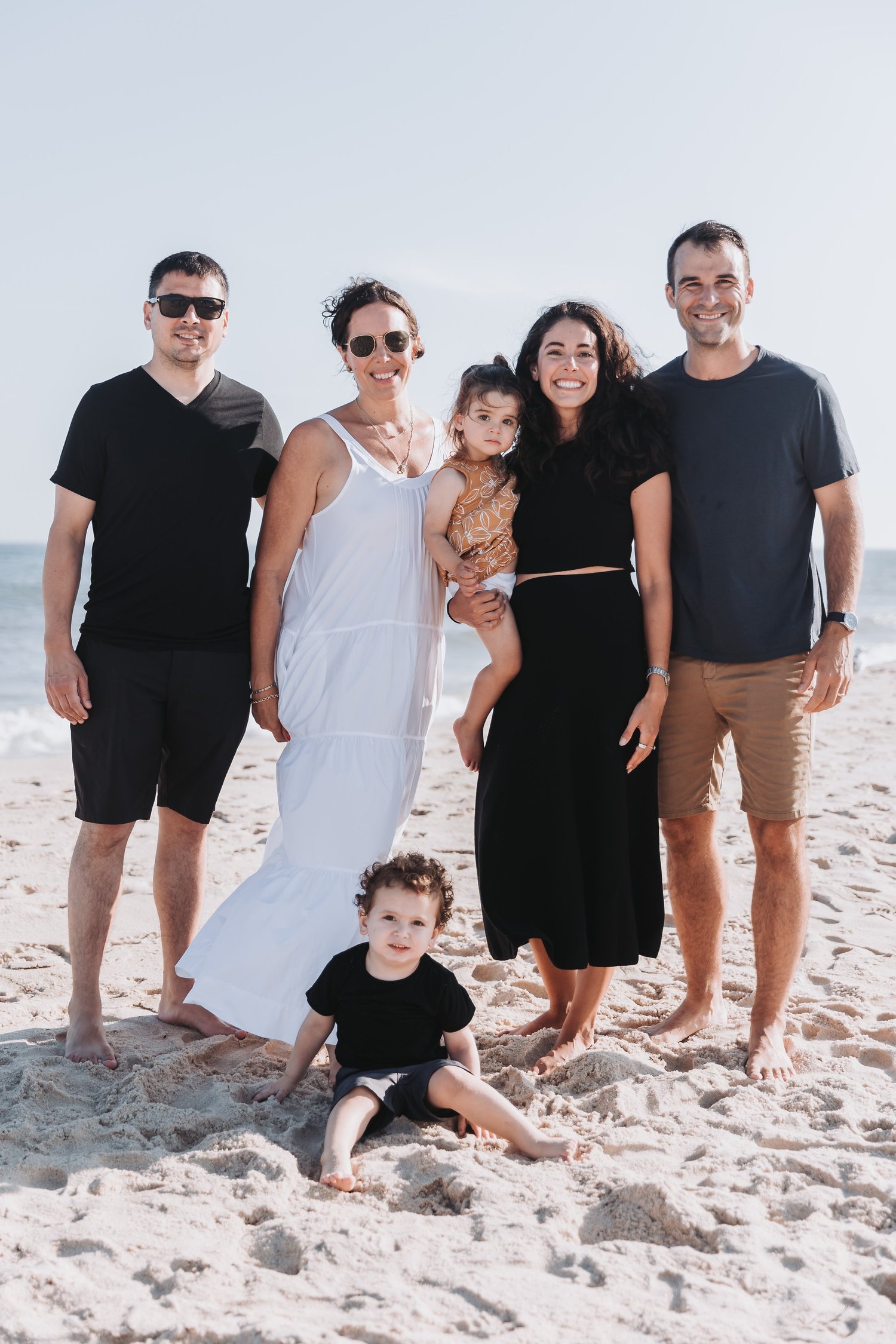 Family photograph 4 from Yensy Marquez Photography.